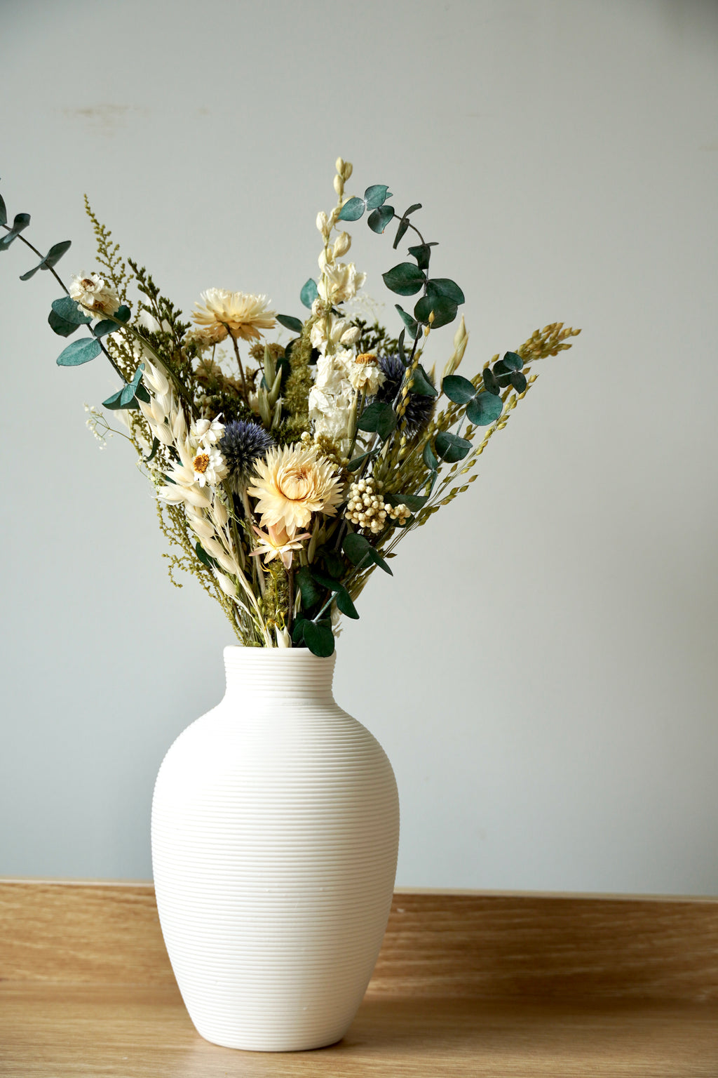 Clover & Cloud Dried Floral Arrangement
